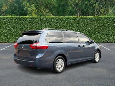 2017 Toyota Sienna Limited FWD 7-Passenger (Natl)