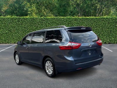 2017 Toyota Sienna Limited FWD 7-Passenger (Natl)