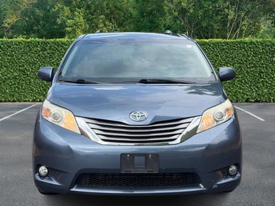 2017 Toyota Sienna Limited FWD 7-Passenger (Natl)
