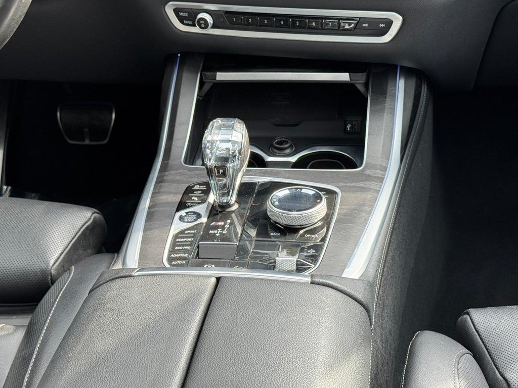 2021 BMW X7 M50i Sports Activity Vehicle