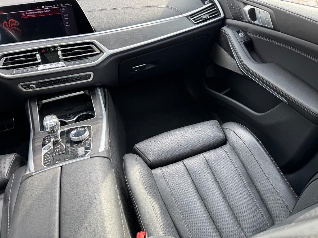 2021 BMW X7 M50i Sports Activity Vehicle