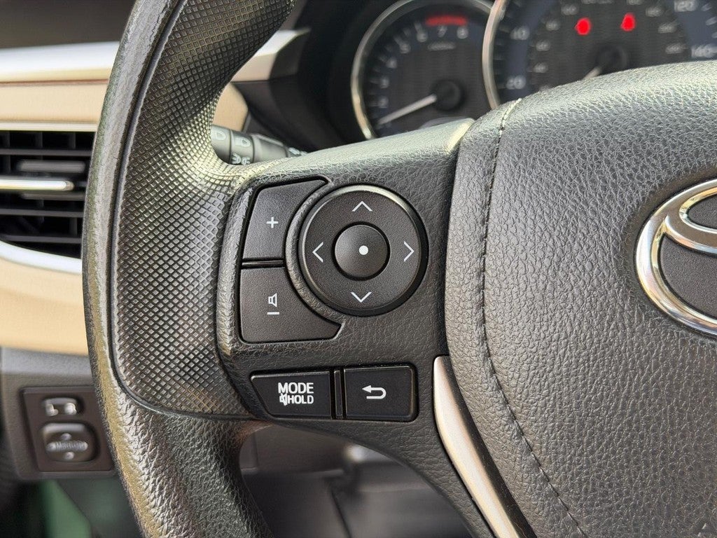 2015 Toyota Corolla 4dr Sdn CVT LE (Natl)