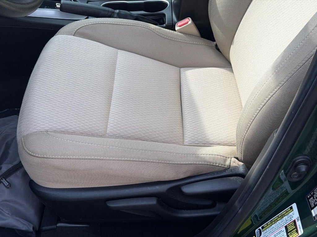 2015 Toyota Corolla 4dr Sdn CVT LE (Natl)