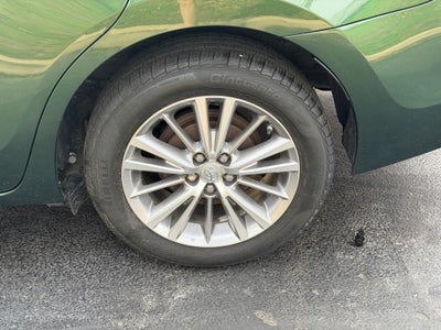 2015 Toyota Corolla 4dr Sdn CVT LE (Natl)