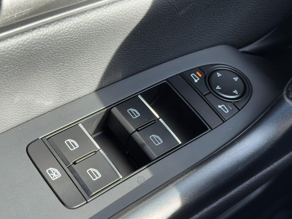 2025 Mazda Mazda CX-50 Hybrid Premium