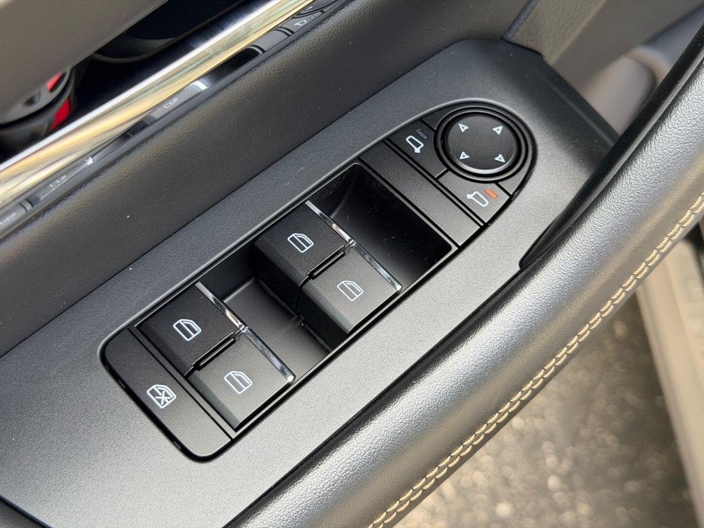 2026 Mazda Mazda CX-70 Plug-In Hybrid SC Plus AWD