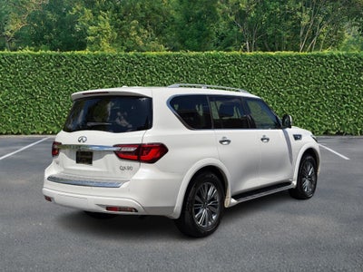 2022 INFINITI QX80 LUXE AWD