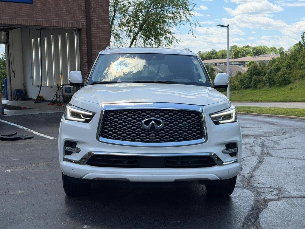 2022 INFINITI QX80 LUXE AWD