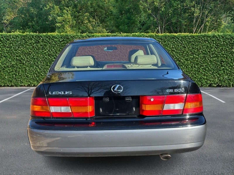 1998 Lexus ES 300 Luxury Sport Sedan 4dr Sdn