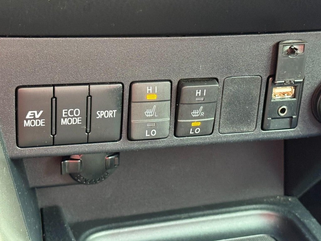 2016 Toyota RAV4 Hybrid AWD 4dr Limited (Natl)