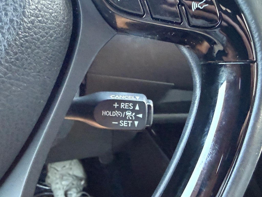 2020 Toyota C-HR XLE FWD (Natl)