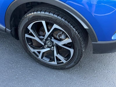 2020 Toyota C-HR XLE FWD (Natl)