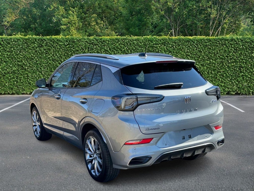 2024 Buick Encore GX FWD 4dr Avenir