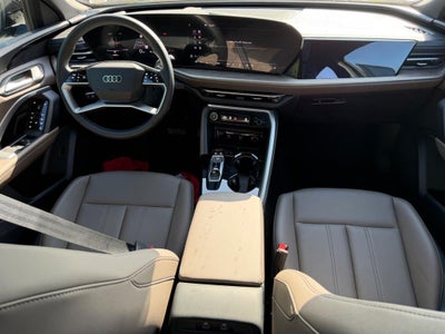 2025 Audi Q5 Premium 2.0 TFSI quattro