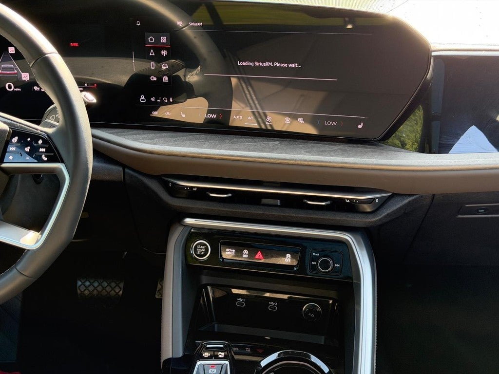 2025 Audi Q5 Premium 2.0 TFSI quattro