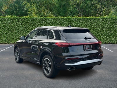 2025 Audi Q5 Premium 2.0 TFSI quattro