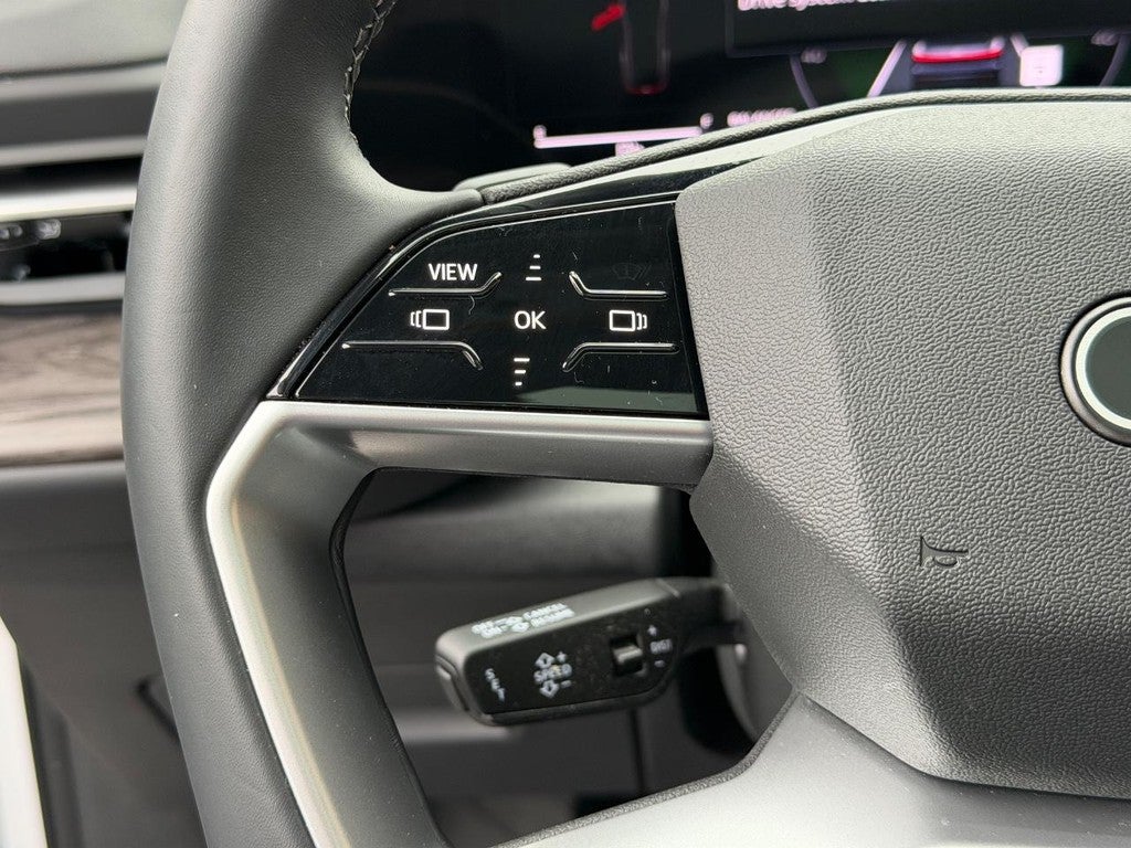 2025 Audi Q5 Premium 2.0 TFSI quattro