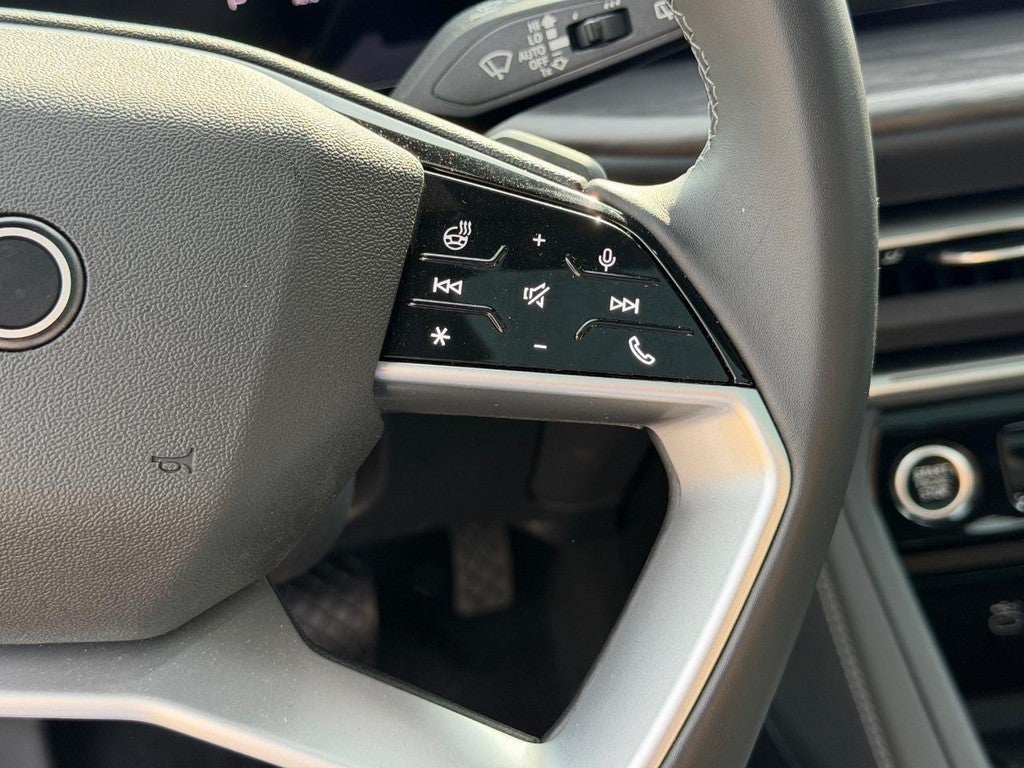 2025 Audi Q5 Premium 2.0 TFSI quattro