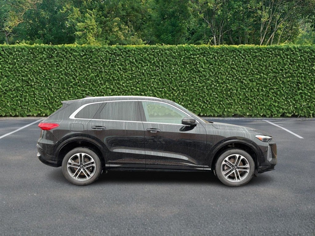 2025 Audi Q5 Premium 2.0 TFSI quattro