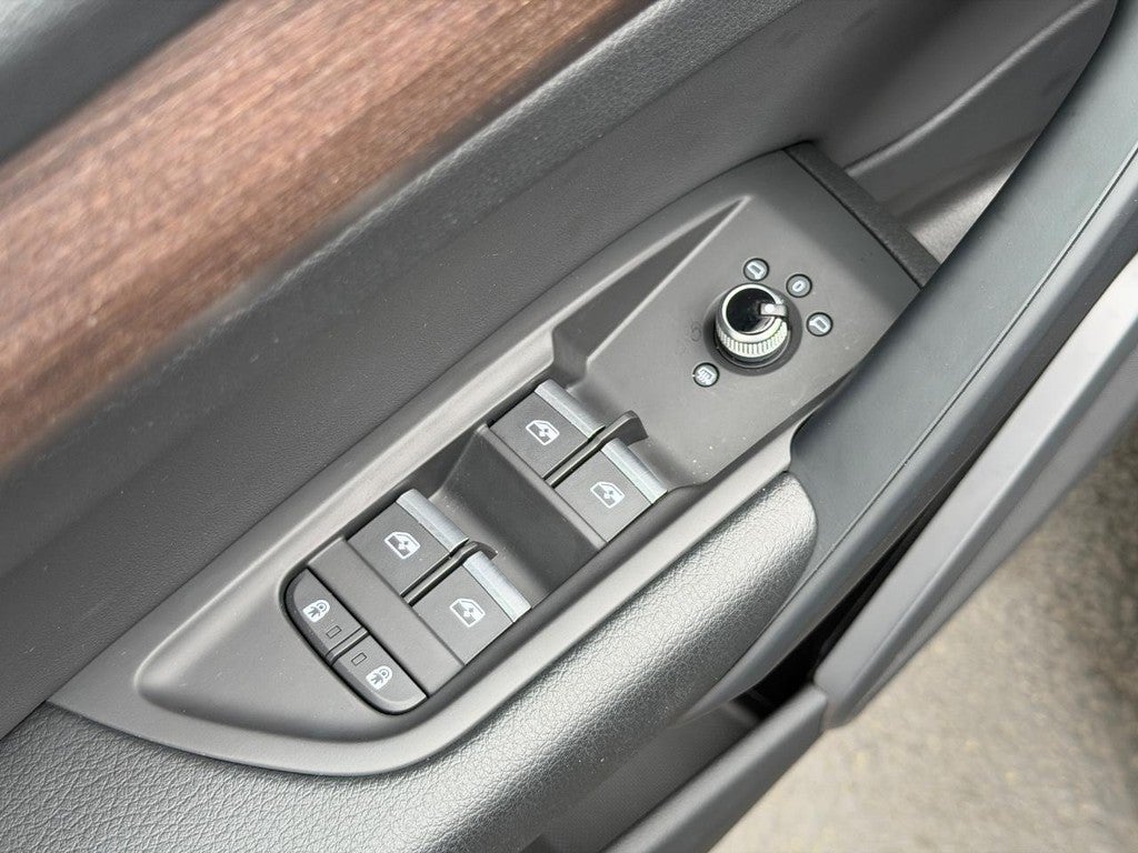 2025 Audi Q5 Sportback S line Premium 45 TFSI quattro