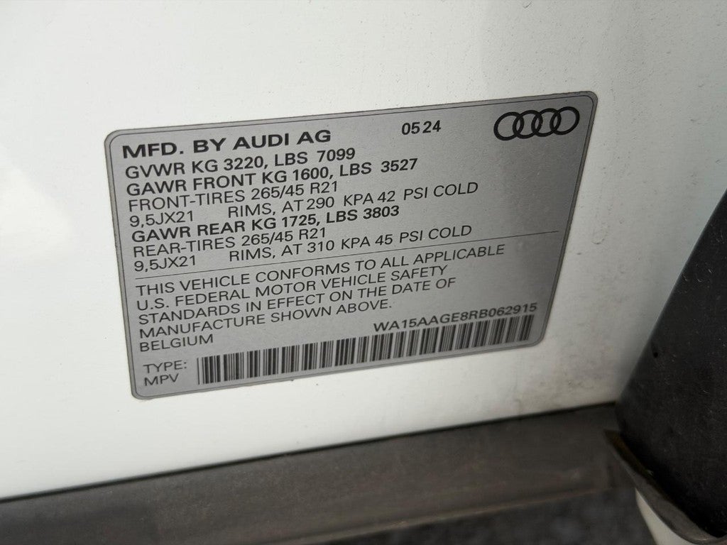 2024 Audi Q8 e-tron Premium Plus quattro