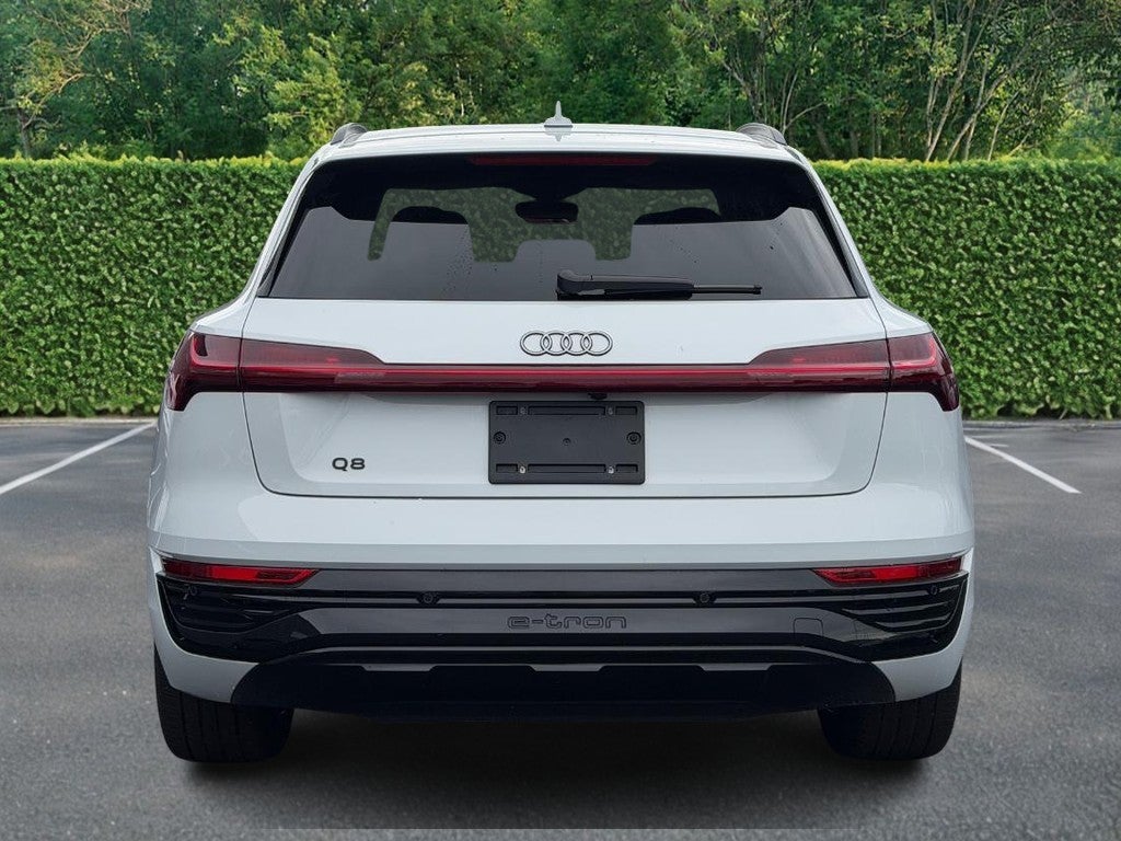 2024 Audi Q8 e-tron Premium Plus quattro