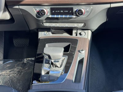 2025 Audi Q5 Premium 40 TFSI quattro