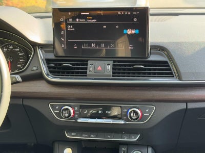 2024 Audi Q5 Premium 40 TFSI quattro