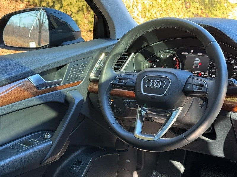 2023 Audi Q5 Premium 40 TFSI quattro