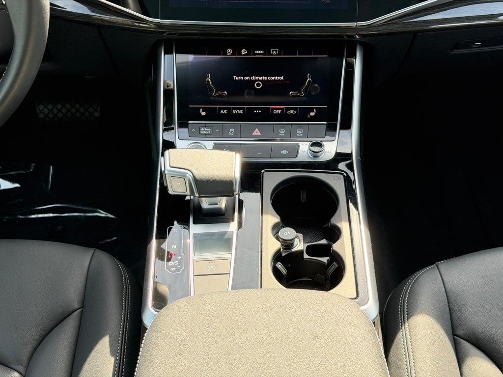 2025 Audi Q7 Premium 45 TFSI quattro