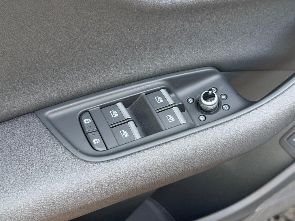 2025 Audi Q7 Premium 45 TFSI quattro