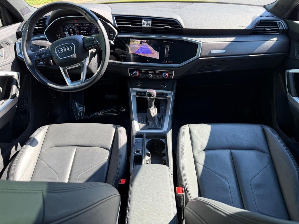 2023 Audi Q3 S line Premium 45 TFSI quattro