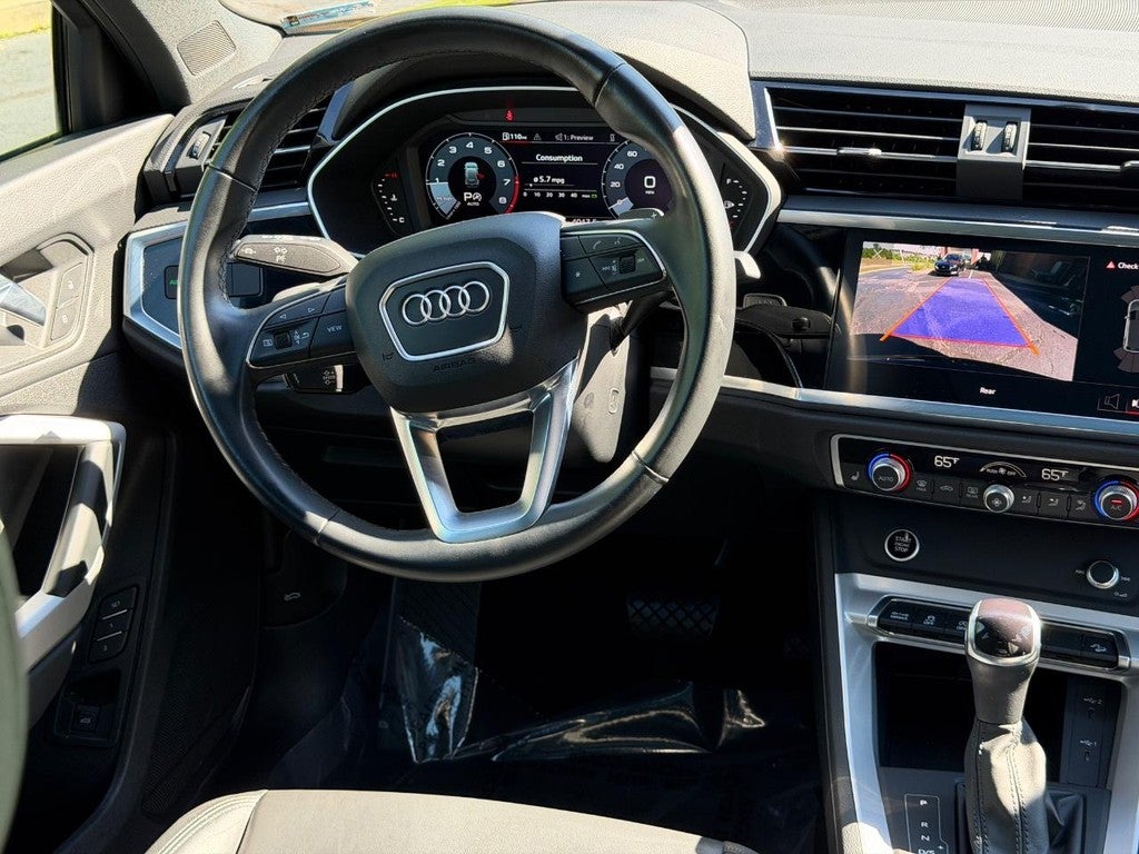 2023 Audi Q3 S line Premium 45 TFSI quattro
