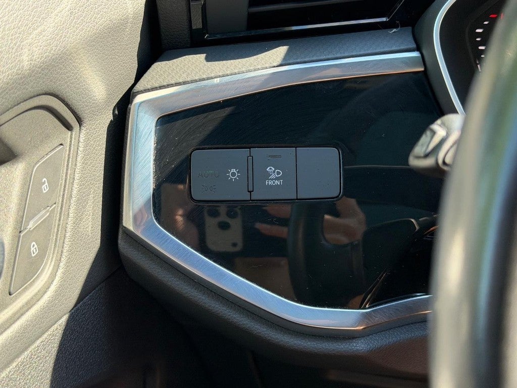 2023 Audi Q3 S line Premium 45 TFSI quattro