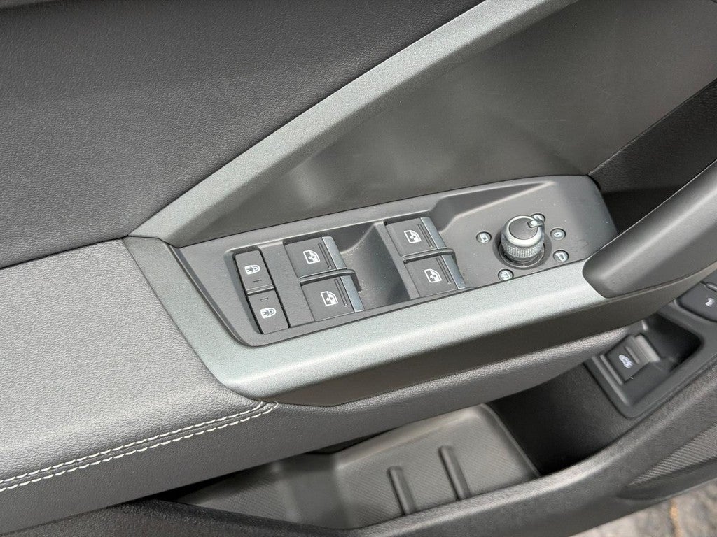 2025 Audi Q3 S line Premium 45 TFSI quattro