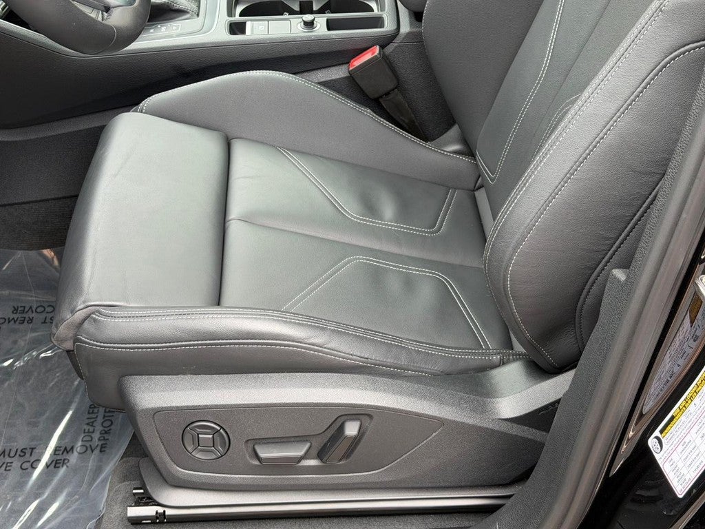 2025 Audi Q3 S line Premium 45 TFSI quattro