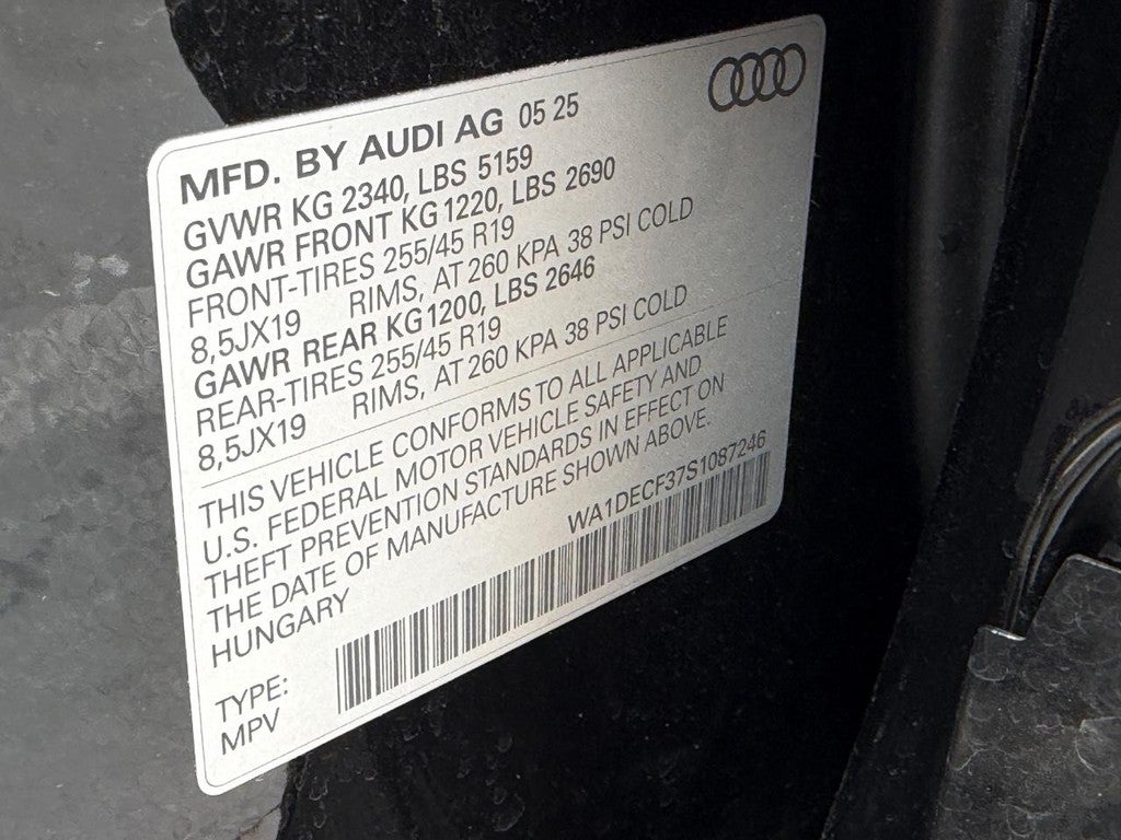 2025 Audi Q3 S line Premium 45 TFSI quattro