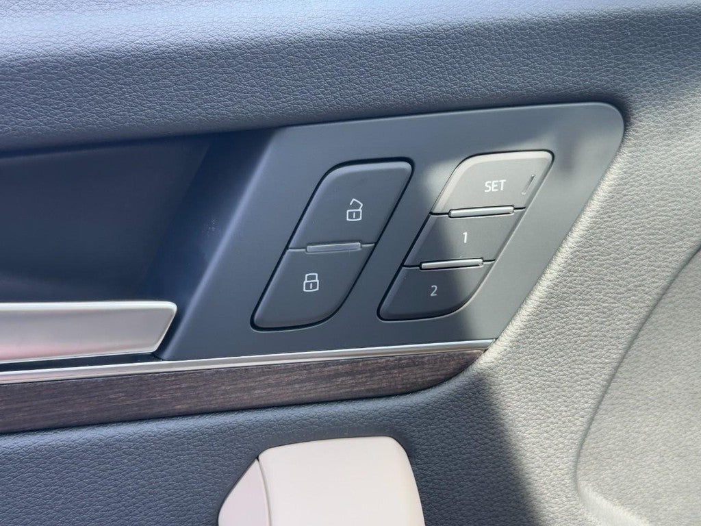 2025 Audi Q5 S line Premium Plus 55 TFSI e quattro