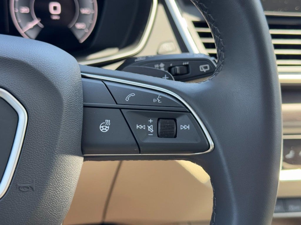 2025 Audi Q5 S line Premium Plus 55 TFSI e quattro