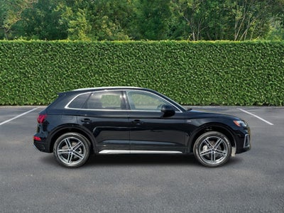 2025 Audi Q5 S line Premium Plus 55 TFSI e quattro