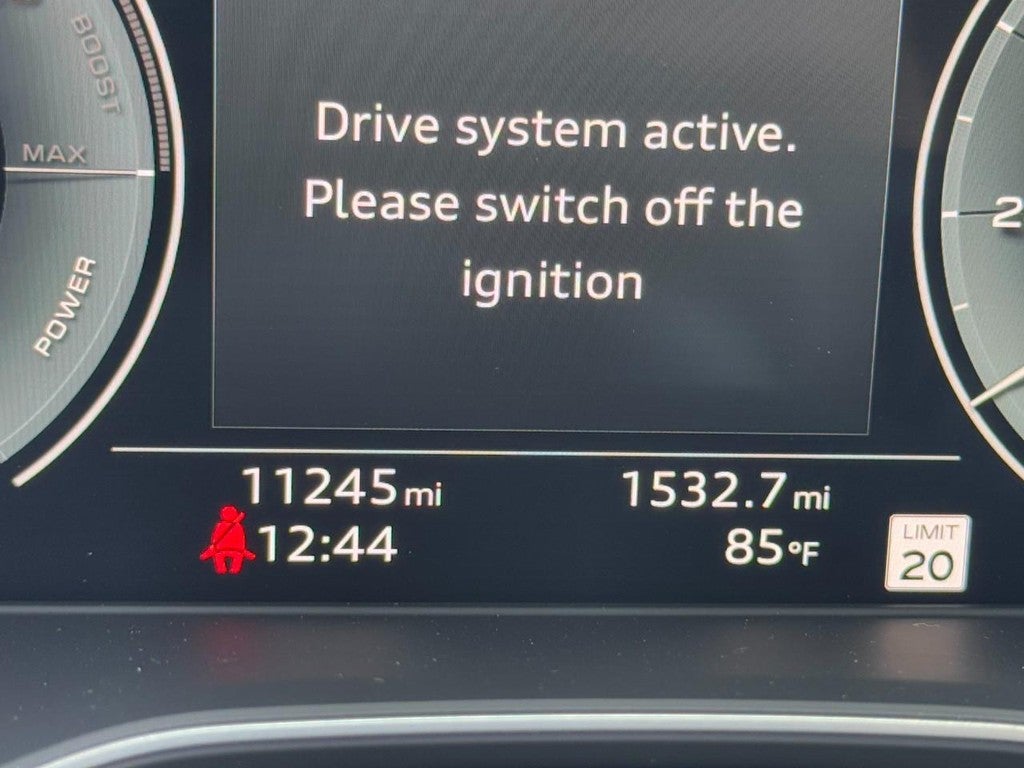 2025 Audi Q5 S line Premium Plus 55 TFSI e quattro