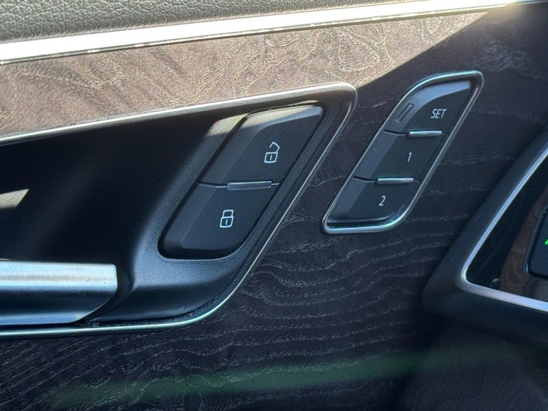 2020 Audi Q8 Premium Plus 55 TFSI quattro