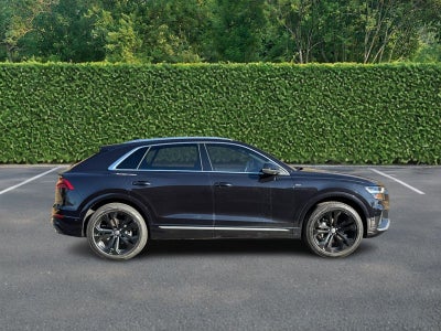 2020 Audi Q8 Premium Plus 55 TFSI quattro