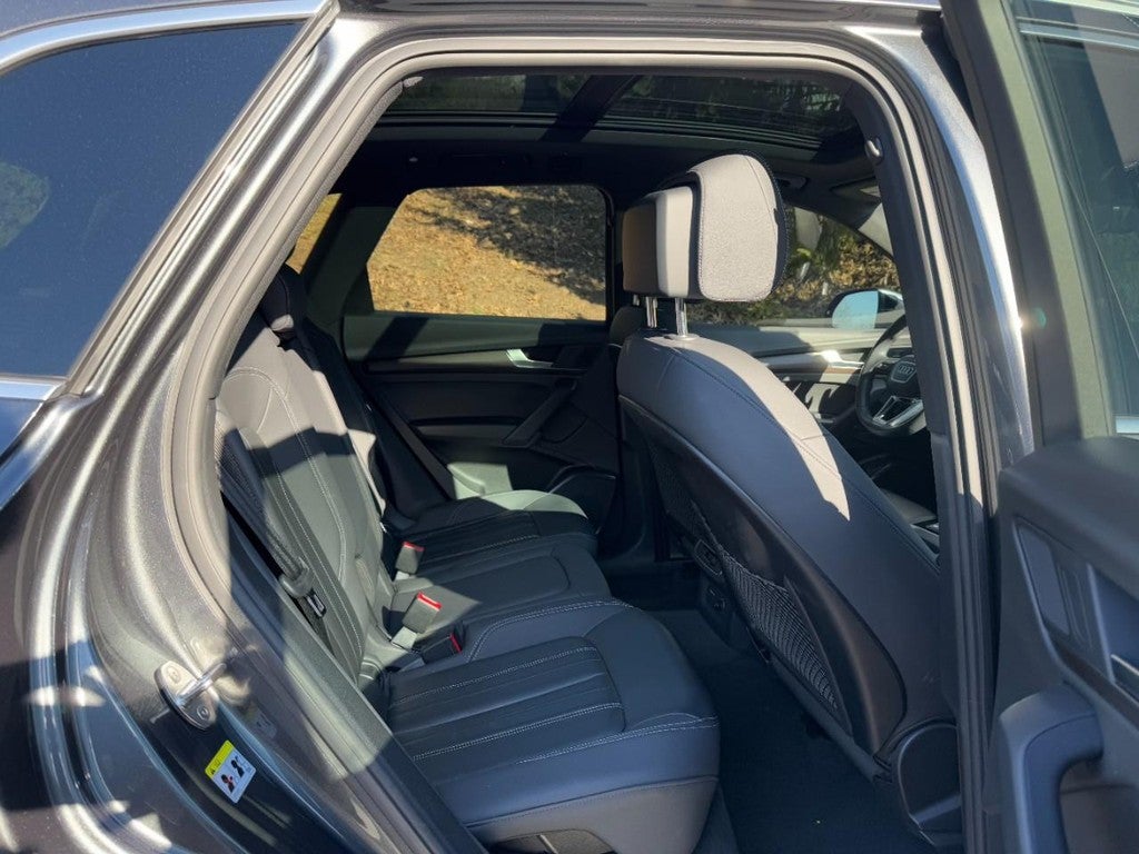 2022 Audi Q5 S line Premium 45 TFSI quattro