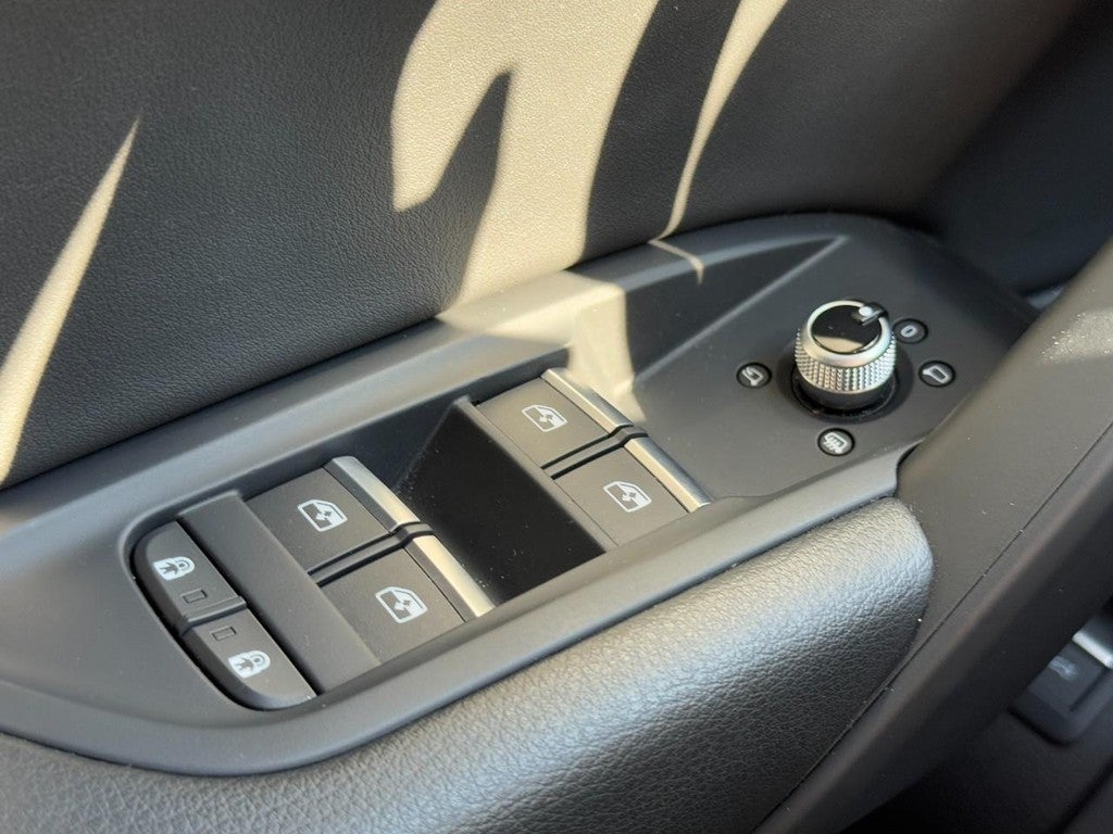 2022 Audi Q5 S line Premium 45 TFSI quattro