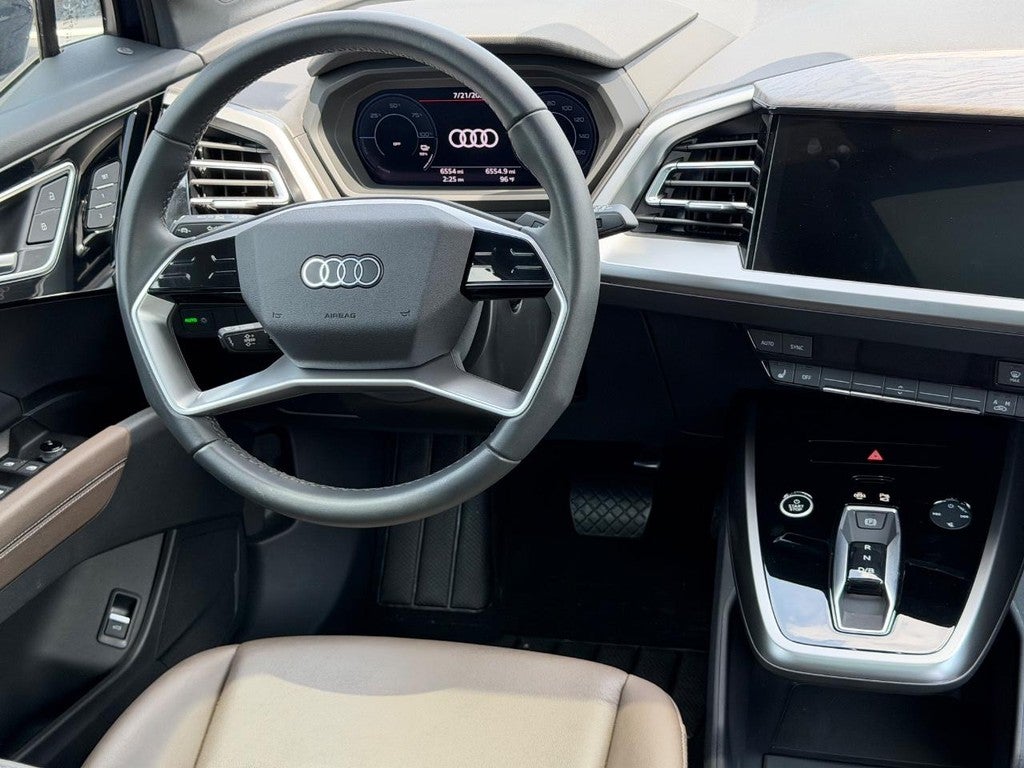 2025 Audi Q4 e-tron Premium 55 quattro