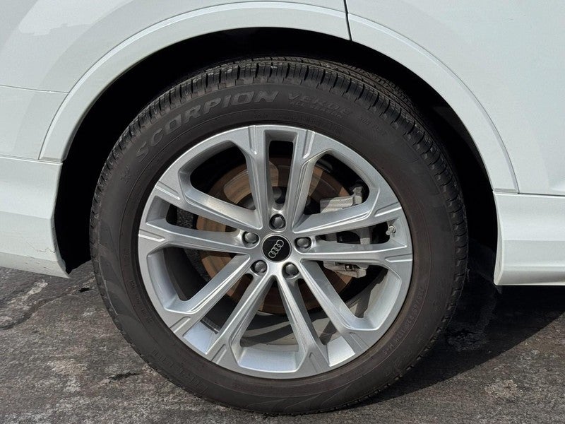2025 Audi Q7 Premium Plus 55 TFSI quattro