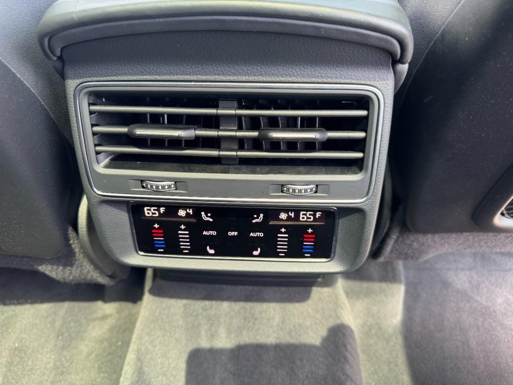 2021 Audi Q7 Premium Plus 55 TFSI quattro