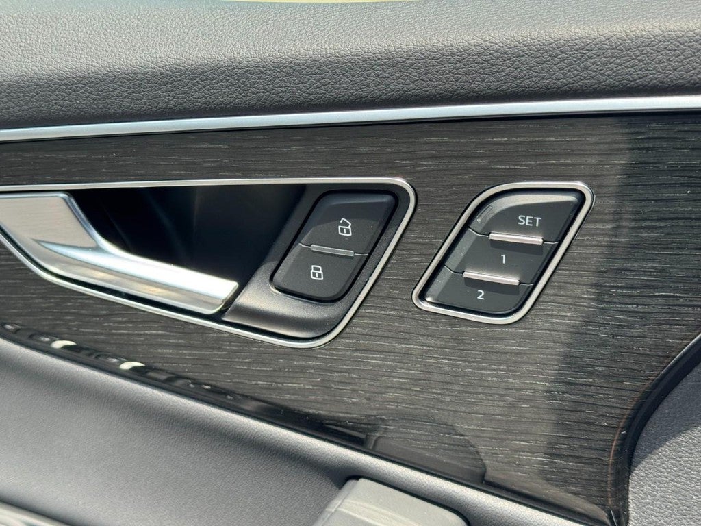 2021 Audi Q7 Premium Plus 55 TFSI quattro