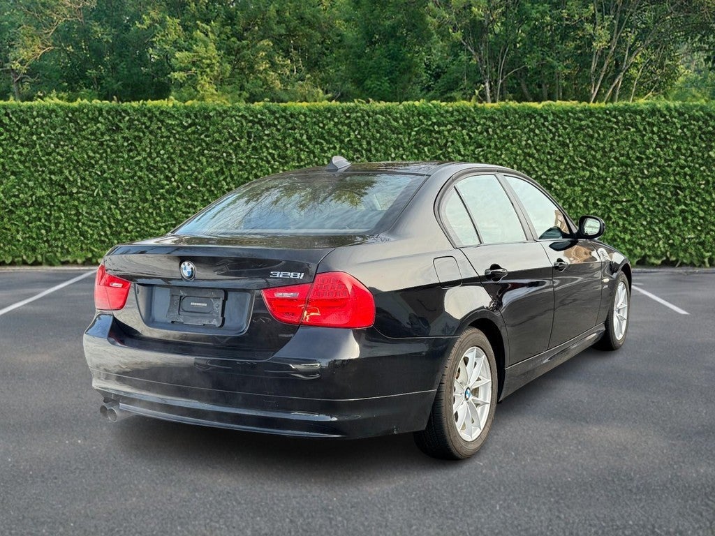 2010 BMW 3 Series 4dr Sdn 328i xDrive AWD